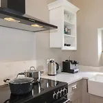 Дом отдыха Caton Lane House *