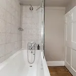 Caton Lane House Дом отдыха *